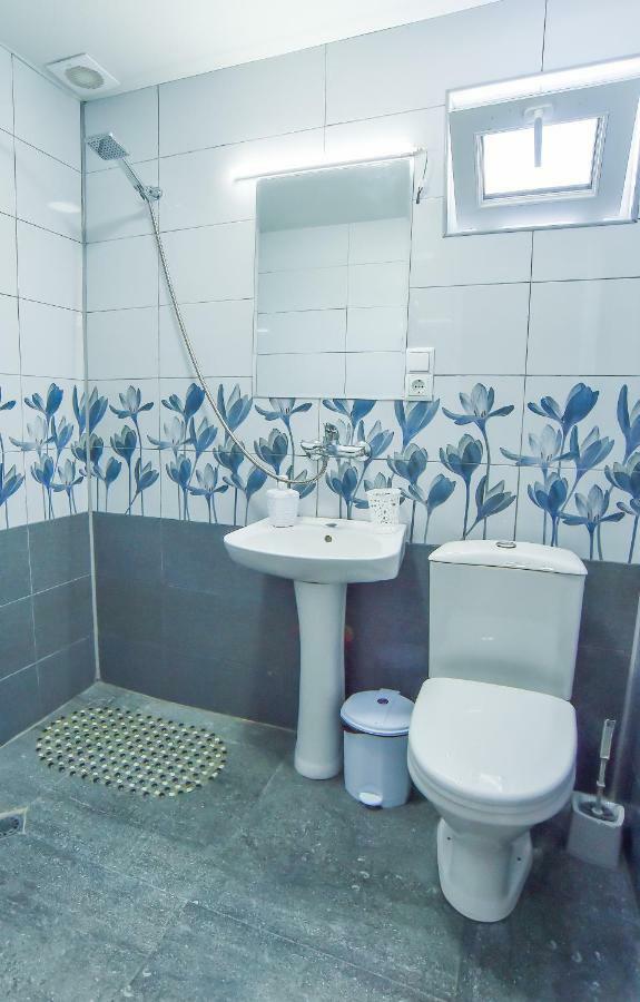 Hotel 9Th Sky Kutaisi Eksteriør billede